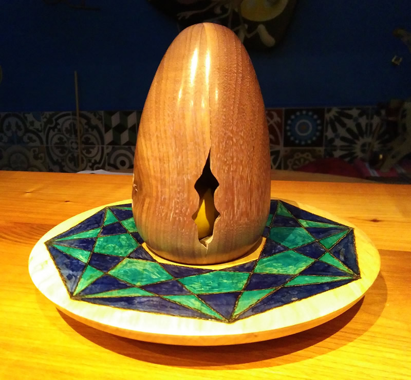 A 'dinosaur egg' made by Ace North